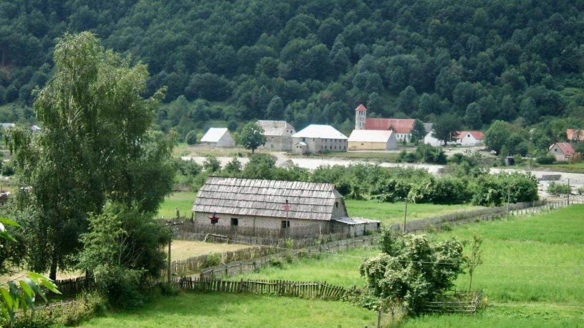 Vermosh Village