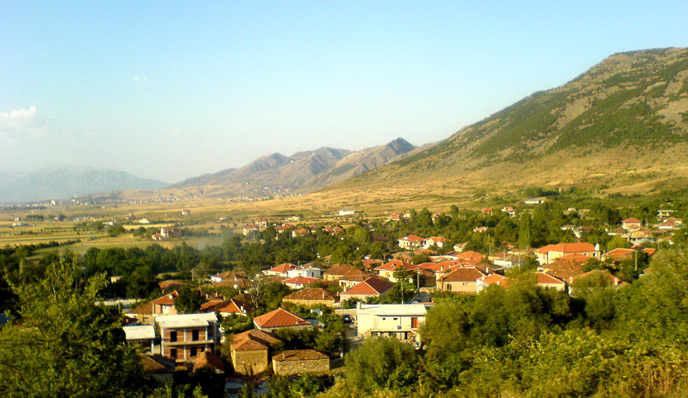 Boboshtica Village