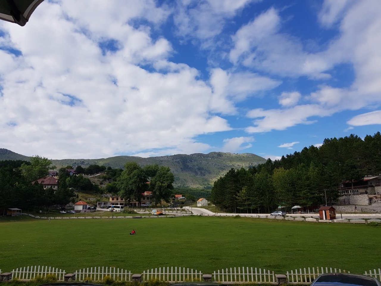Razem Village